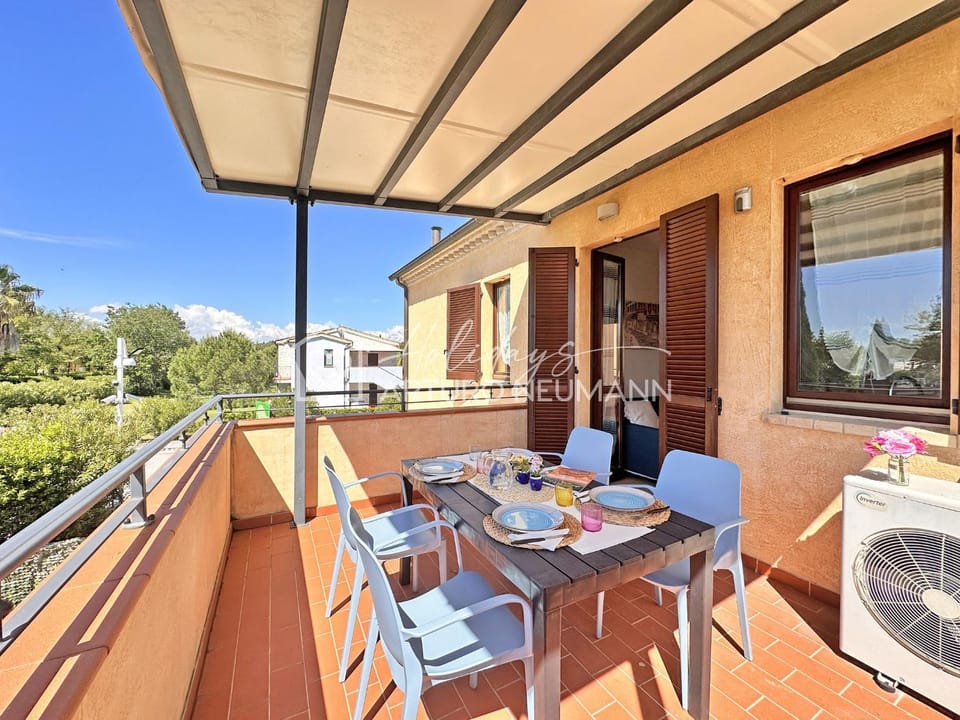 Property building, Patio, Day, View (from property/room), Balcony/Terrace, Living room, Seating area, Dining area