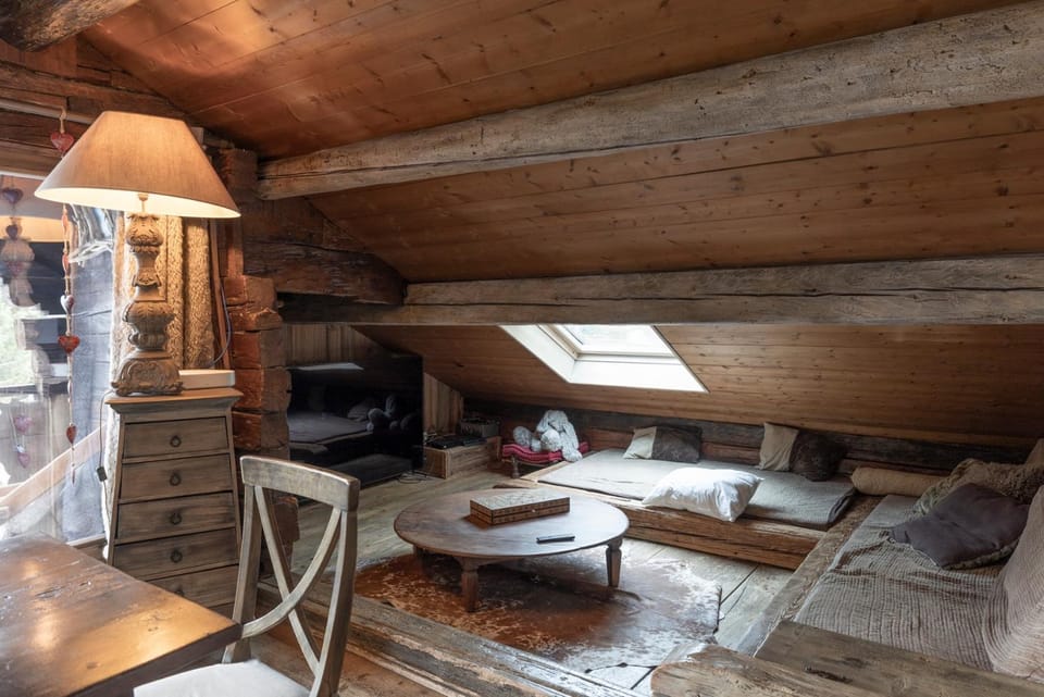 Property building, Living room