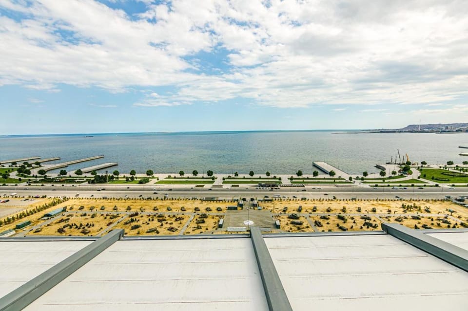 MEGAFUN Luxury 5 Bedroom Apartment Baku Apartment in Baku
