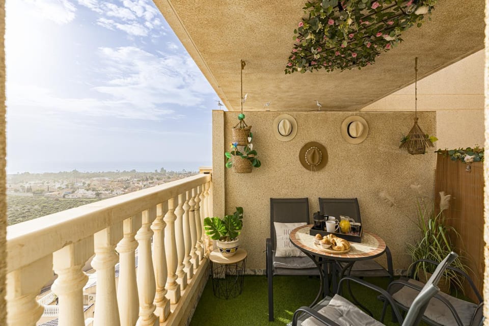 View (from property/room), Balcony/Terrace