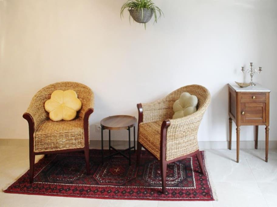 Seating area
