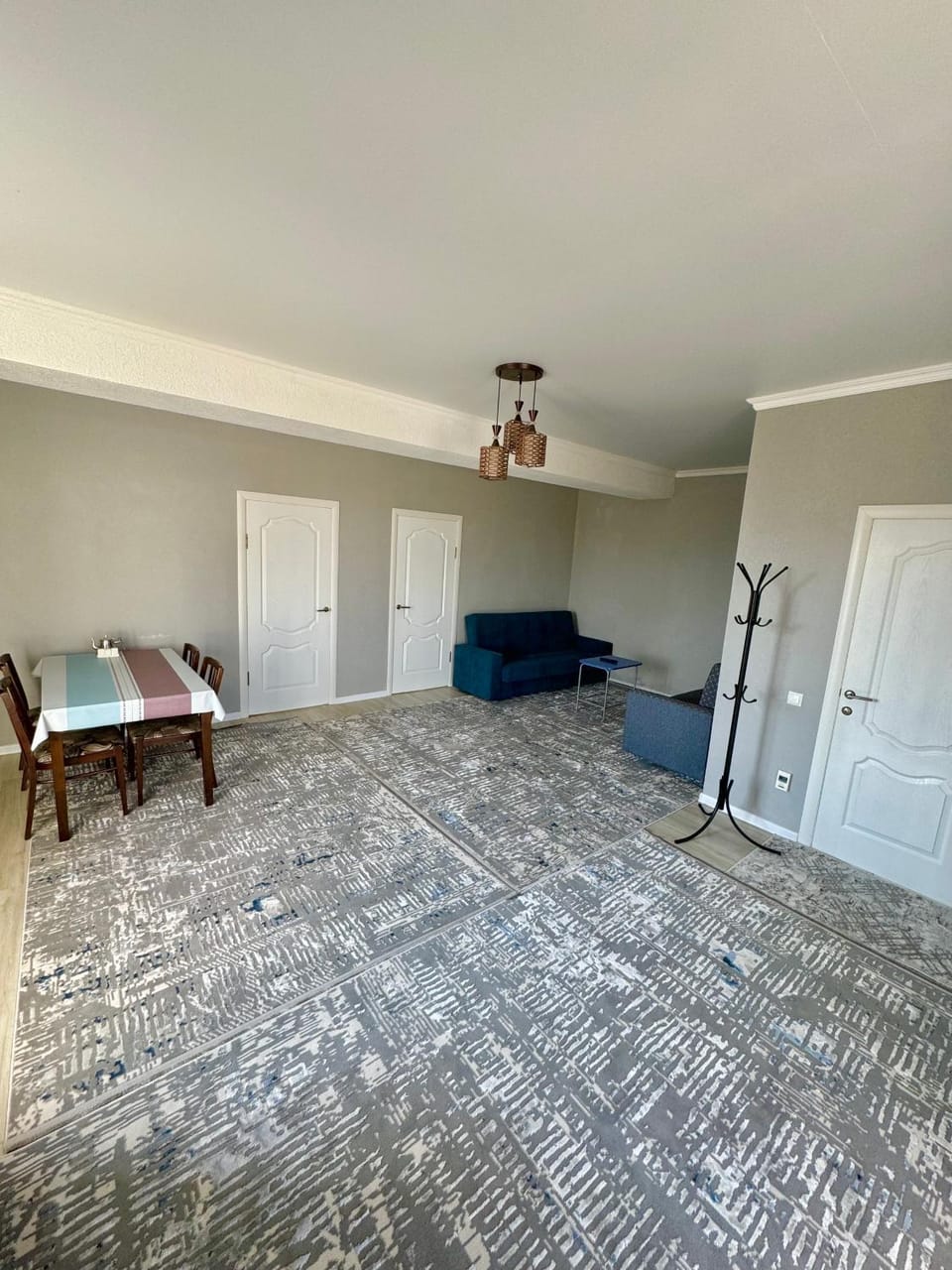 Living room, Photo of the whole room, Dining area