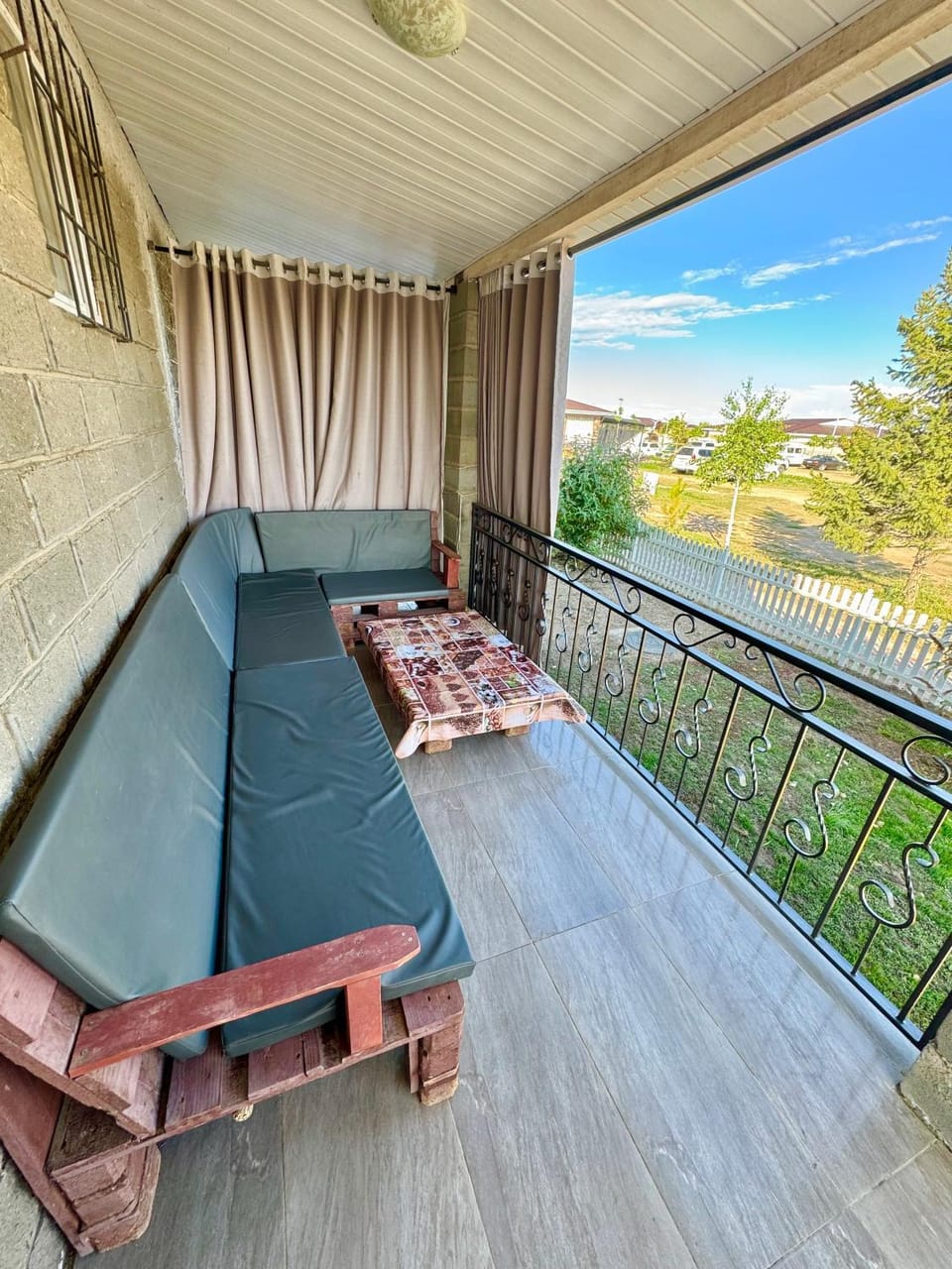 Garden, Balcony/Terrace