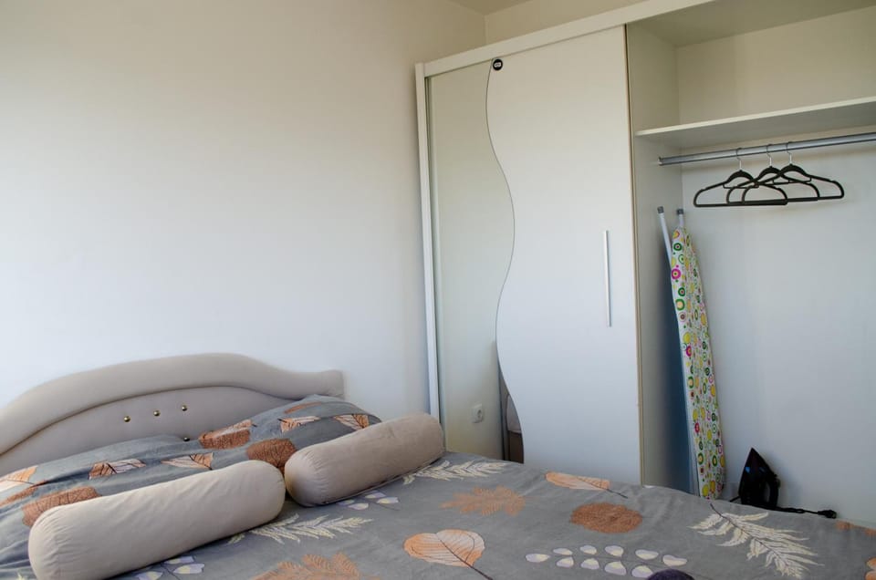 Bed, Bedroom, wardrobe