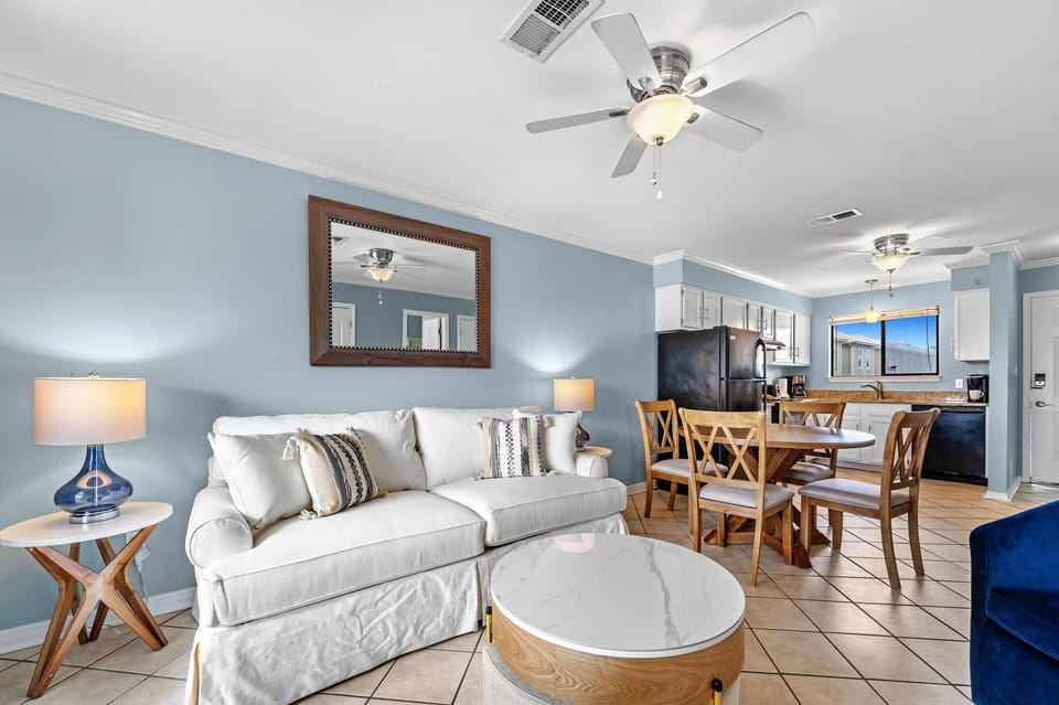Las Palmas -225 by Vacation Homes Collection Apartment in West Beach
