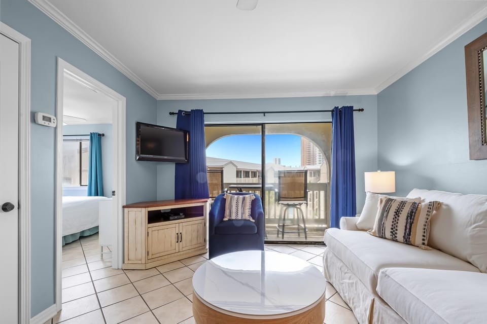 Las Palmas -225 by Vacation Homes Collection Apartment in West Beach
