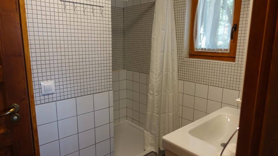 Tölgyes Lak, Pálköve House in Hungary