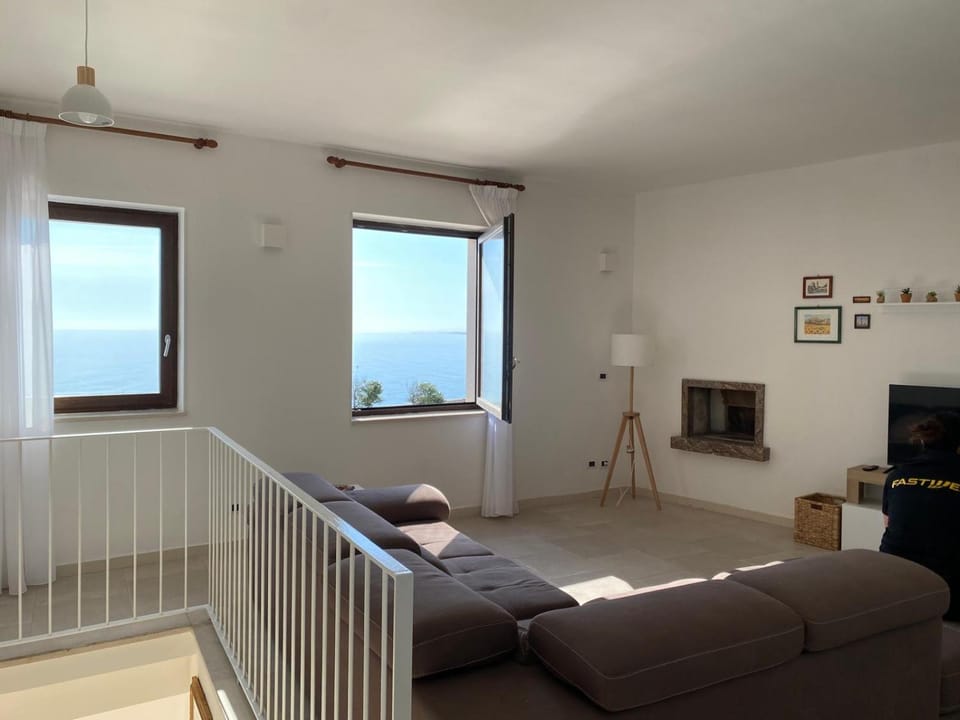 TV and multimedia, Living room, Photo of the whole room, Seating area