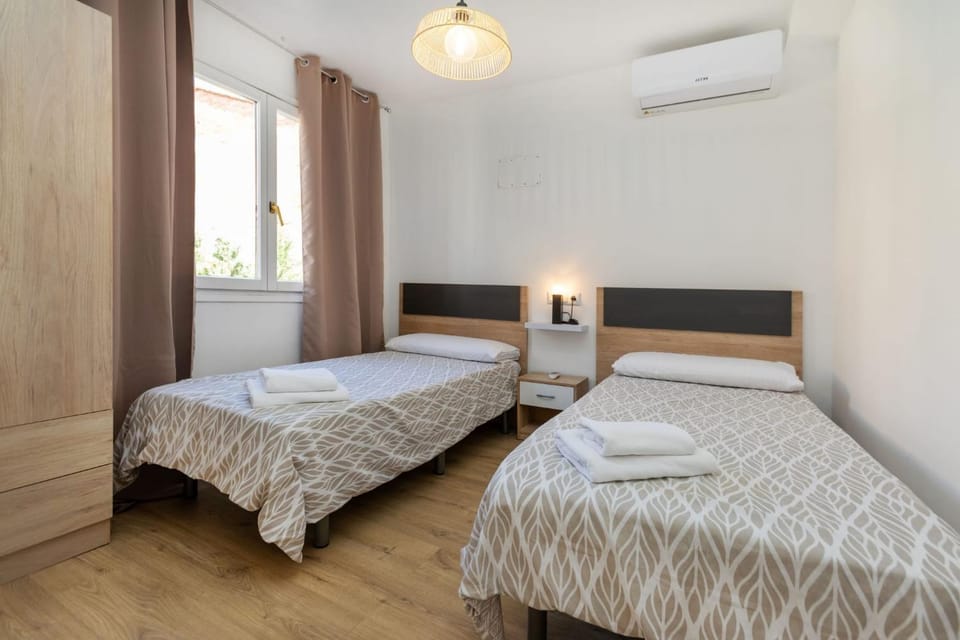 Apartamentos Entrepuentes Apartment in Aragon