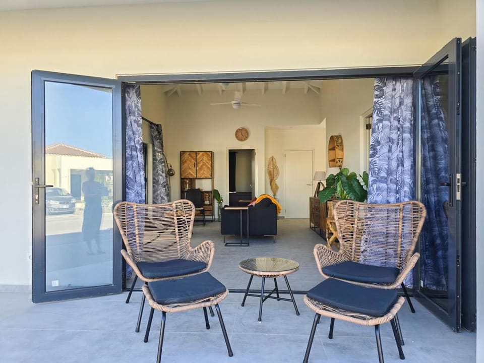Day, Balcony/Terrace