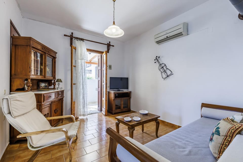 Balou Apartment in Skopelos