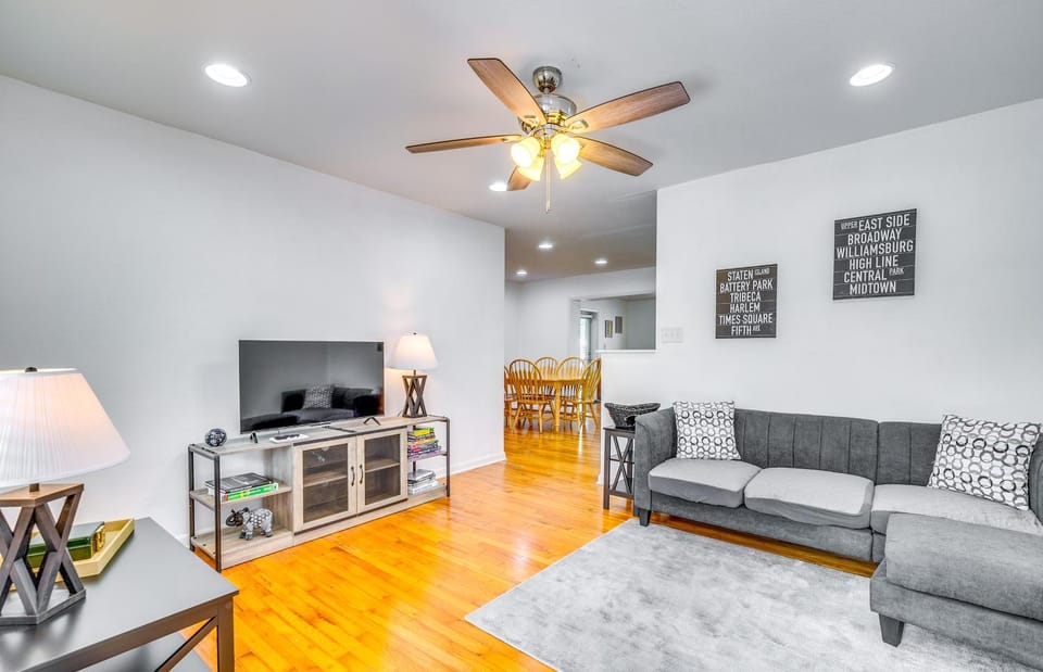 Ocala Retreat w/ Pool, Grill & Yard - Pets Welcome House in Ocala