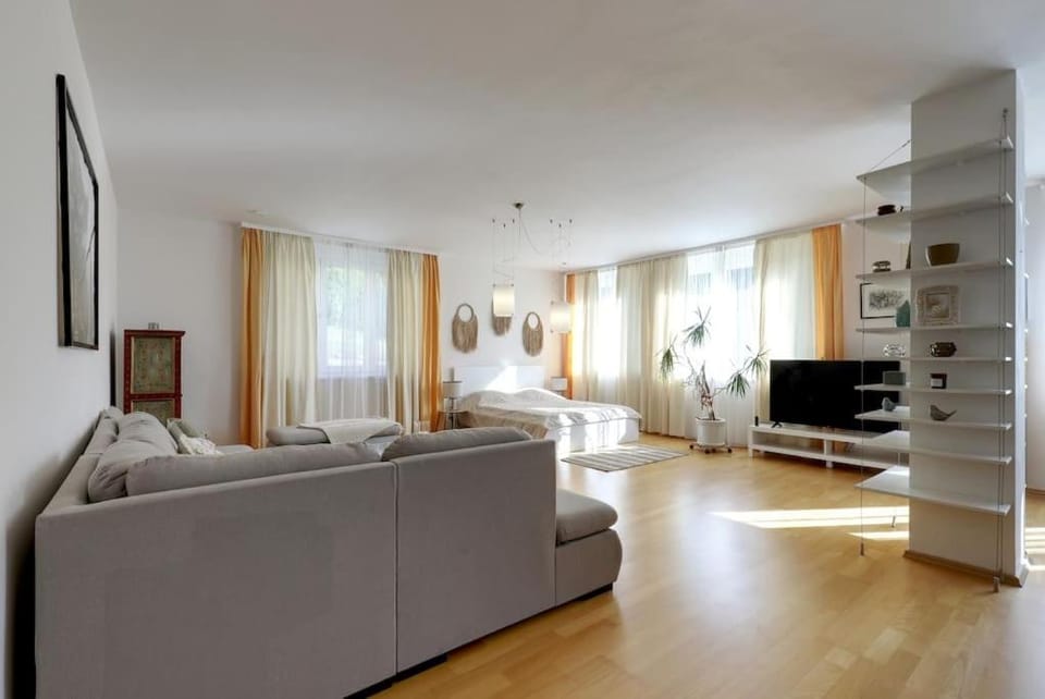 3min2centre - 2 BR, garage, view Apartment in Bratislava