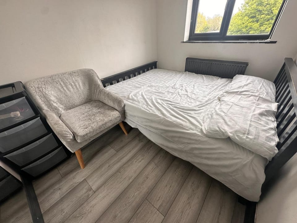 Cozy double near Train Station Vacation rental in Birmingham