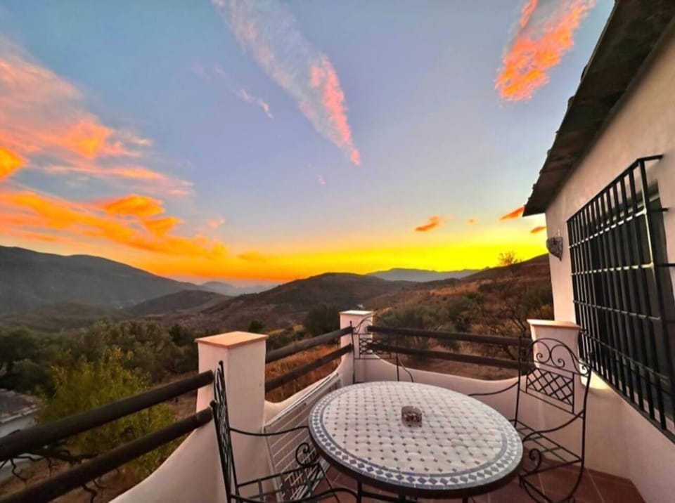 Natural landscape, Balcony/Terrace, Mountain view, Sunset