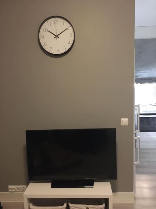 Saunallinen yksiö järvinäköalalla keskustassa Apartment in Finland