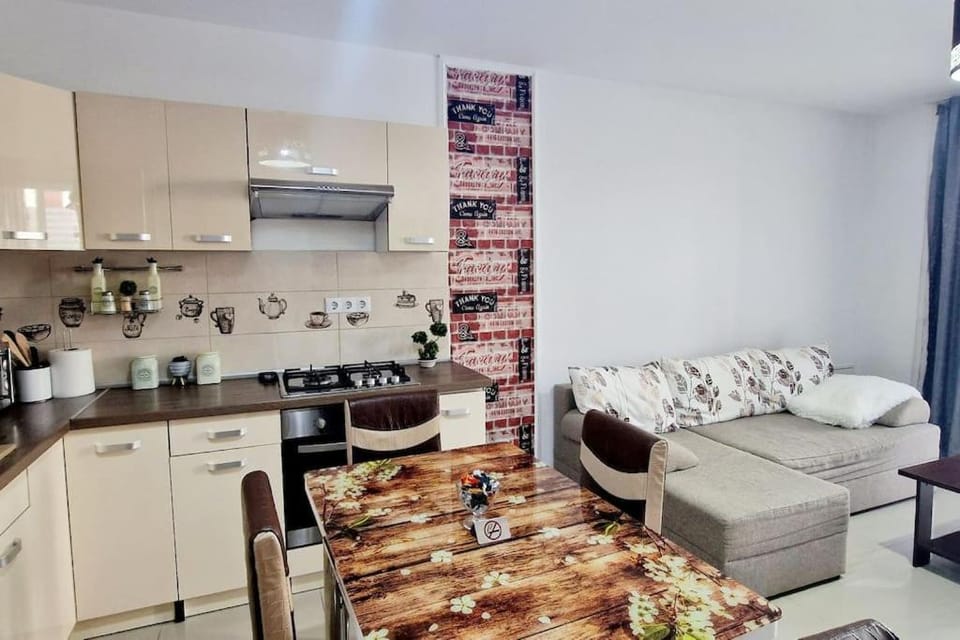 FLH - Garden Grill Escape Apartment in Sibiu