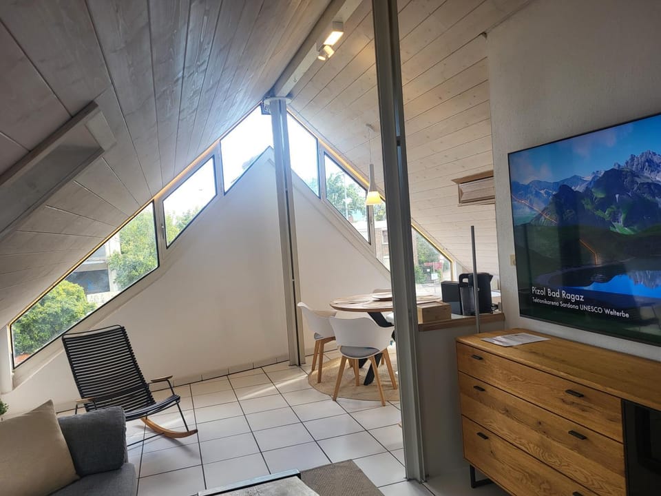 TV and multimedia, Living room