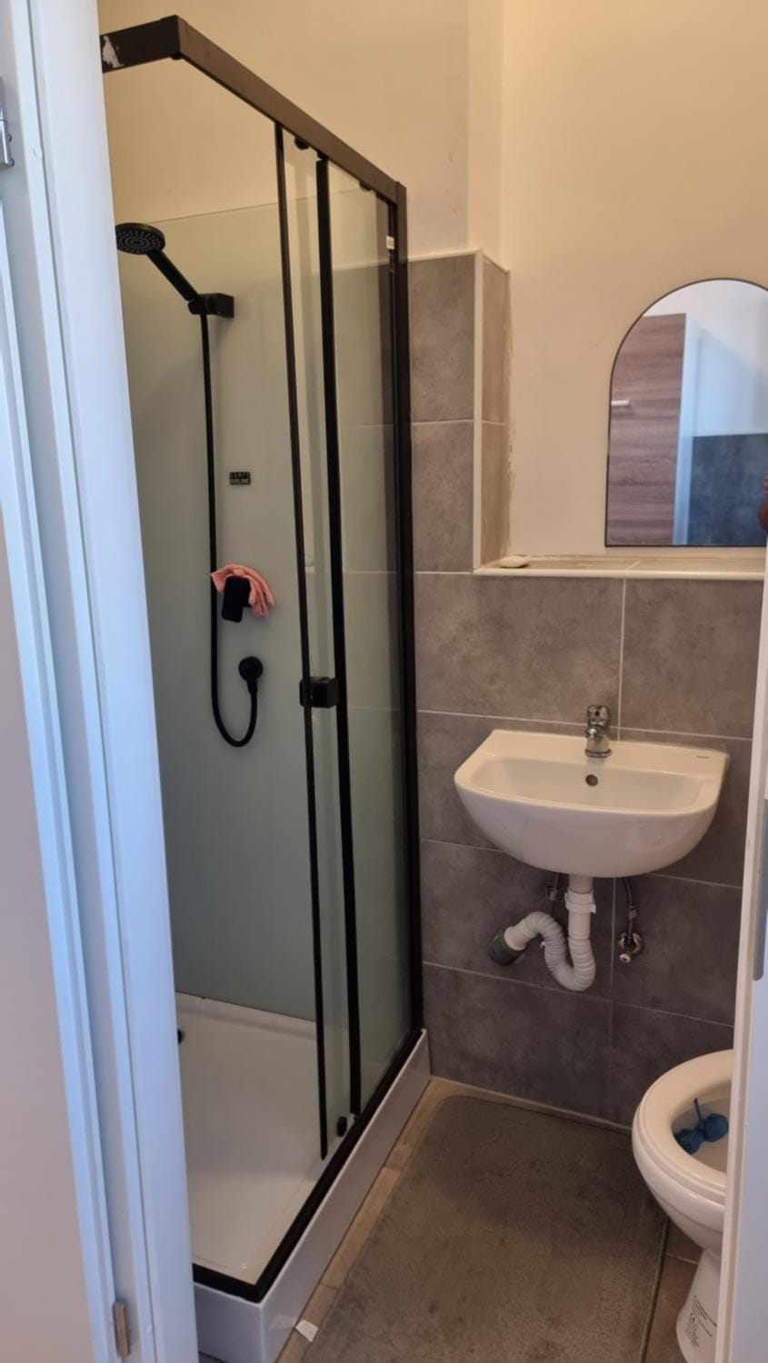Toilet, Bathroom