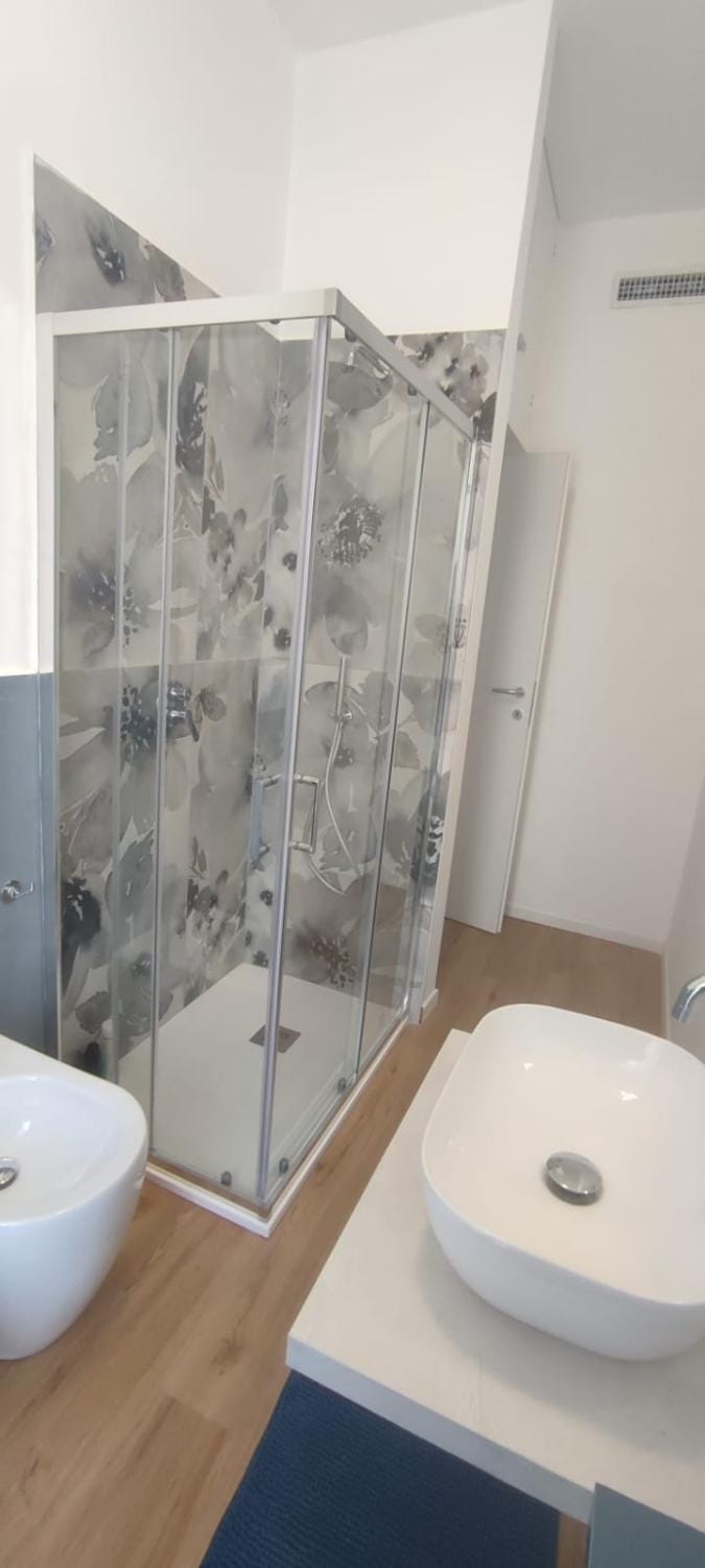 B&B camere fiori 8 Malpensa Bed and Breakfast in Lombardy