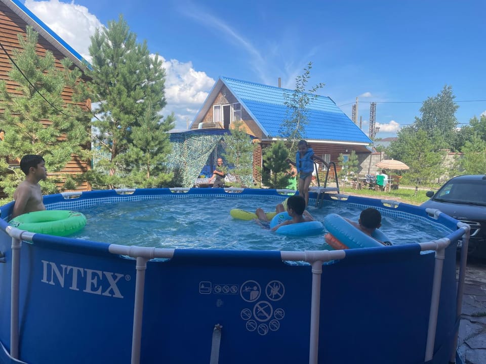 Day, Pool view, Swimming pool, children