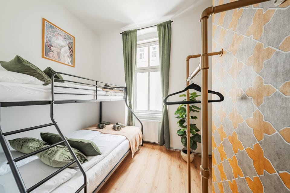 Bed, bunk bed