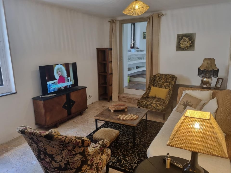TV and multimedia, Living room