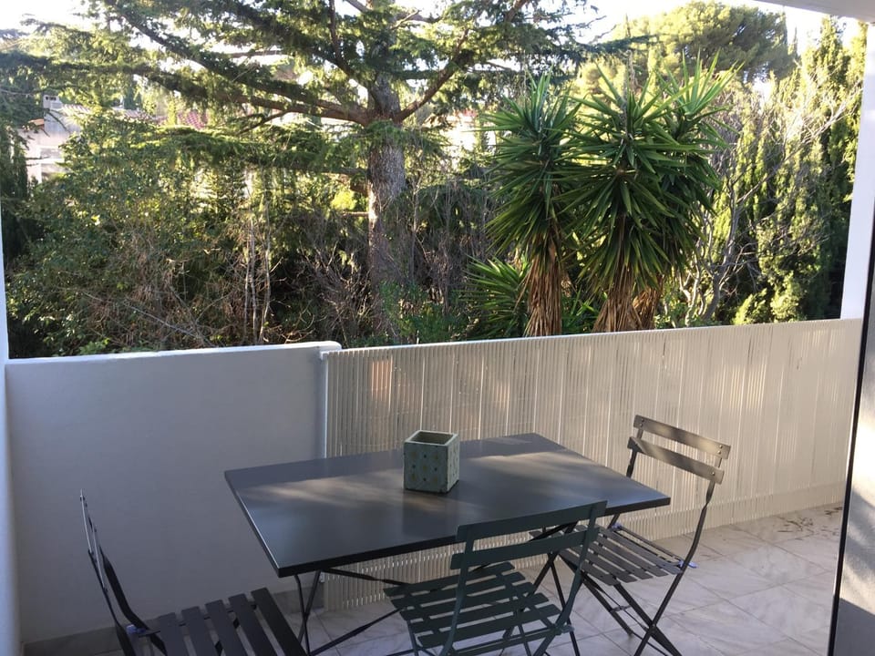 Studio 33m2 avec Terrasse Apartment in Cassis