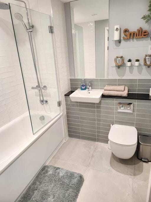 Lovely one -Bedroom Luxury Flat 216 Apartment in Luton