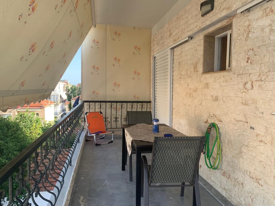 Patio, View (from property/room), Balcony/Terrace, Dining area