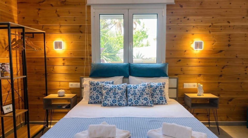 Divine Studios A1 Apartment in Islands
