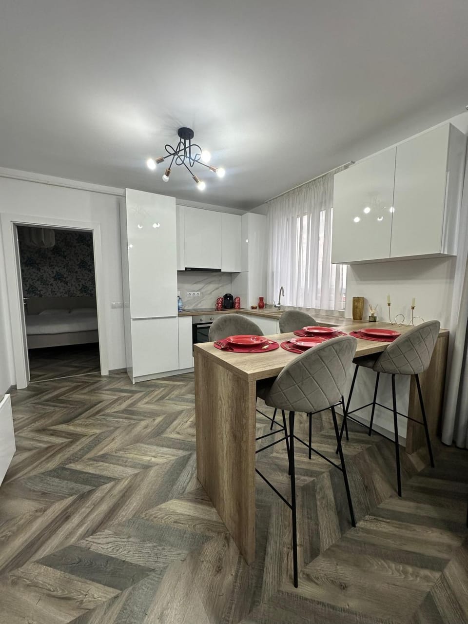 Kitchen or kitchenette