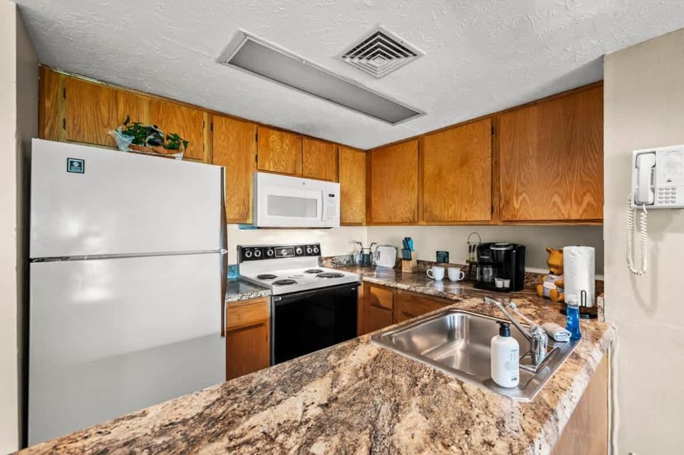 Rustic Ridge House in Pittman Center