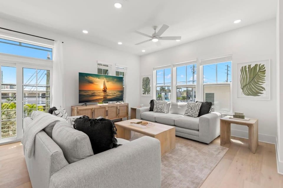 TV and multimedia, Living room