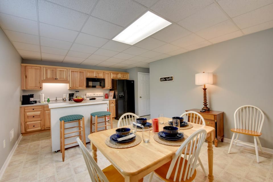 Wine Trail Apt 7 Mi to Yonah Mtn! Patio & Views Apartment in White County