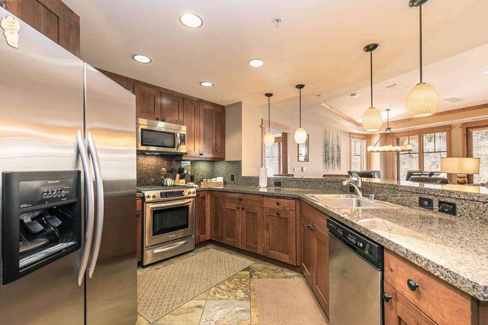 Big Horn Lodge 206 by East West Apartment in Northstar Drive