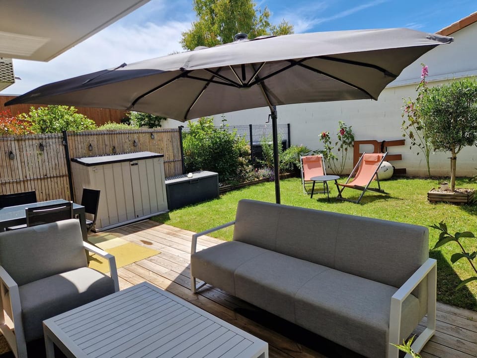 Patio, Garden, Balcony/Terrace, Garden view