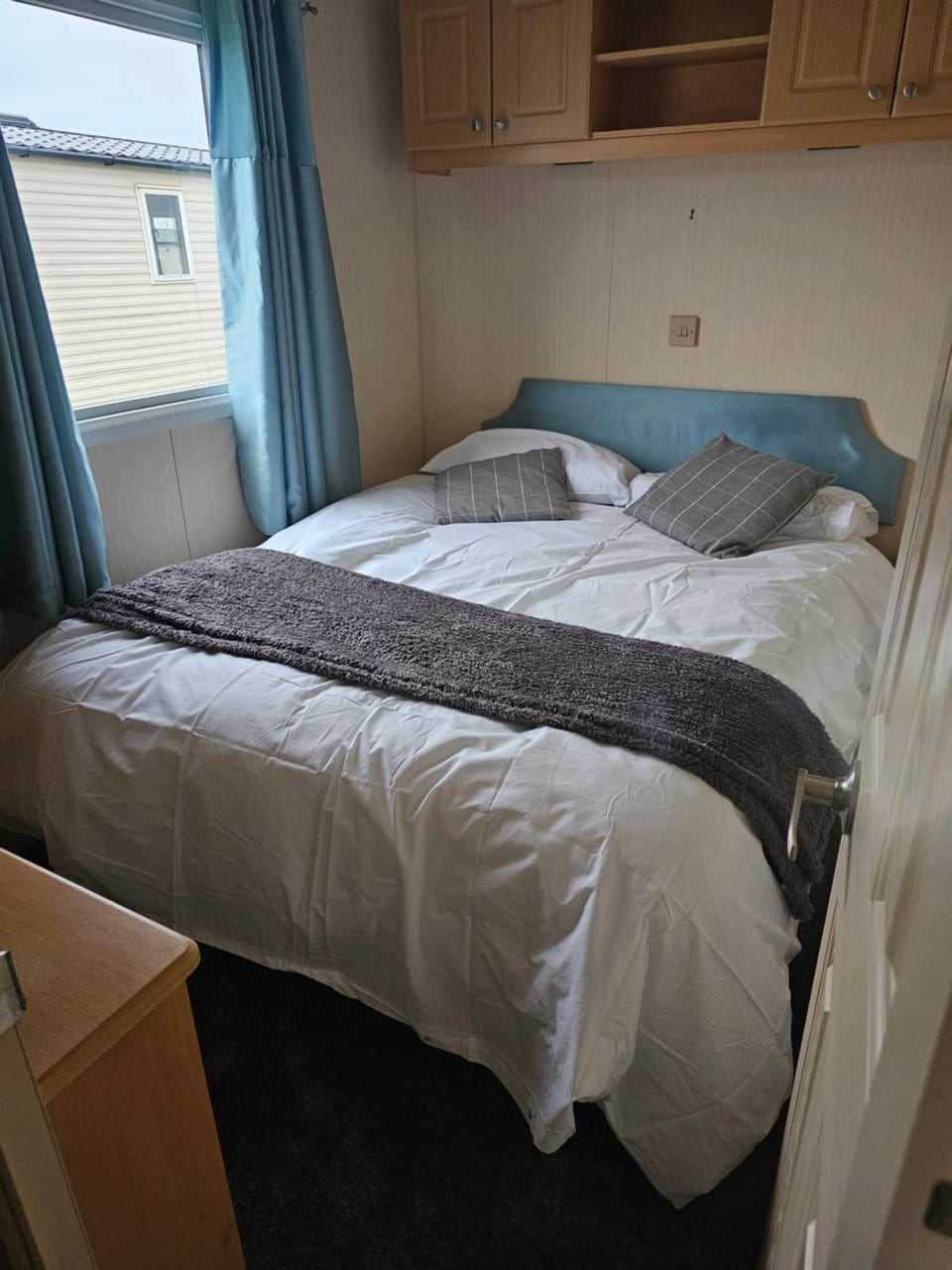 64 Whitehouse Apartment in Towyn