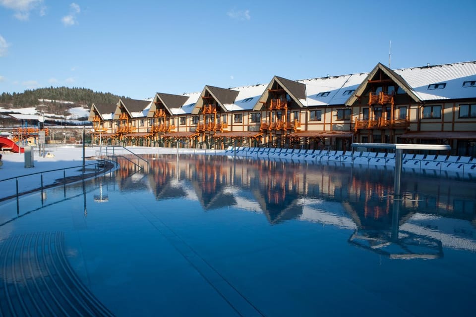 Property building, Winter, Swimming pool