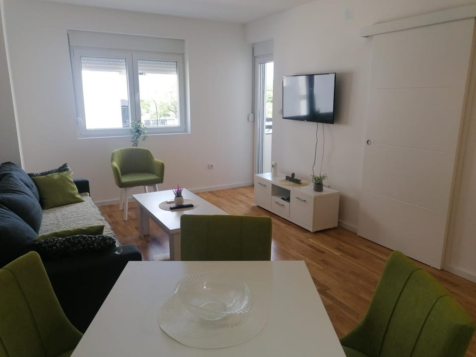 Apartman Relax Green Hill Apartment in Serbia
