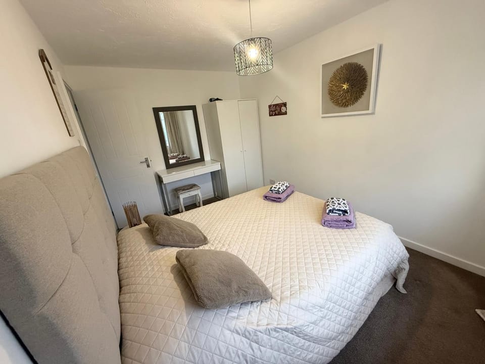 3 Bed House with parking and garden near Tower Bridge Apartment in London Borough of Southwark