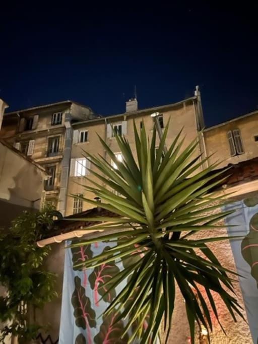 Appartement centre ville avec Patio Apartment in Marseille