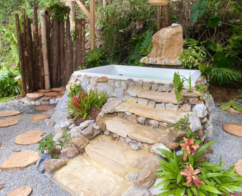 Hot Tub, Garden view