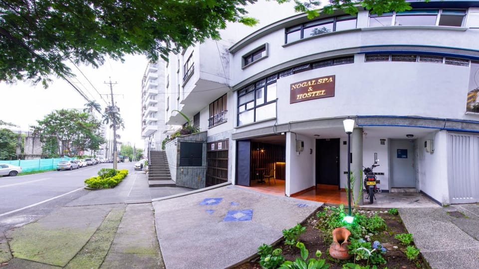 Property building, Garden view, Street view
