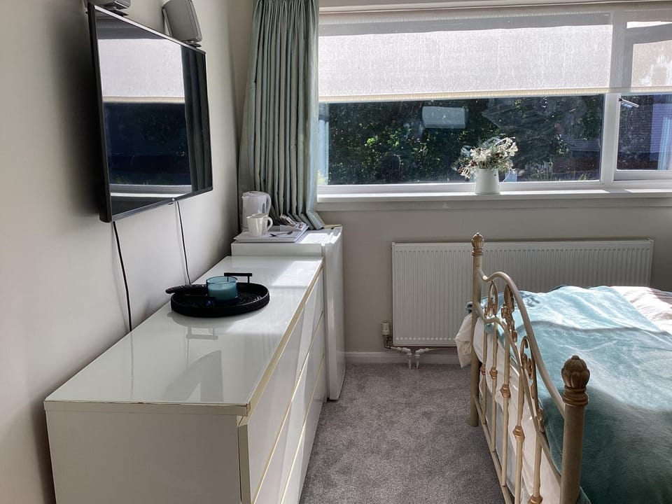 TV and multimedia, Bedroom, towels