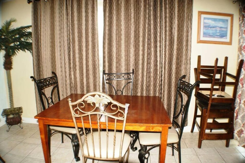 GULFVIEW 110 LUXURIOUS CONDO 3 min walk to beach, next Beach Park Isla Blanca Apartment in South Padre Island
