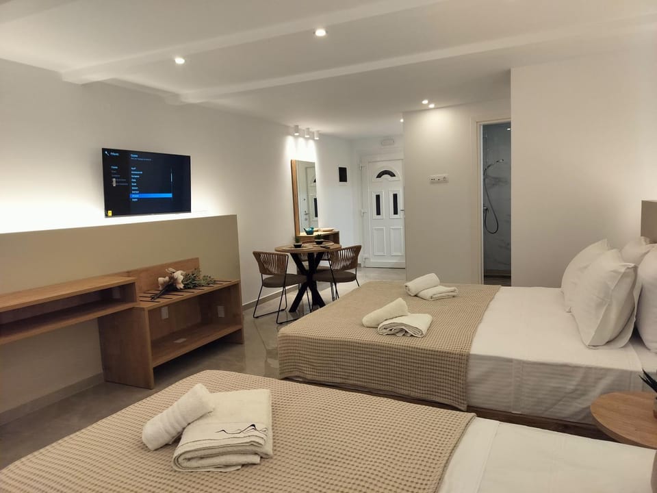 TV and multimedia, Photo of the whole room