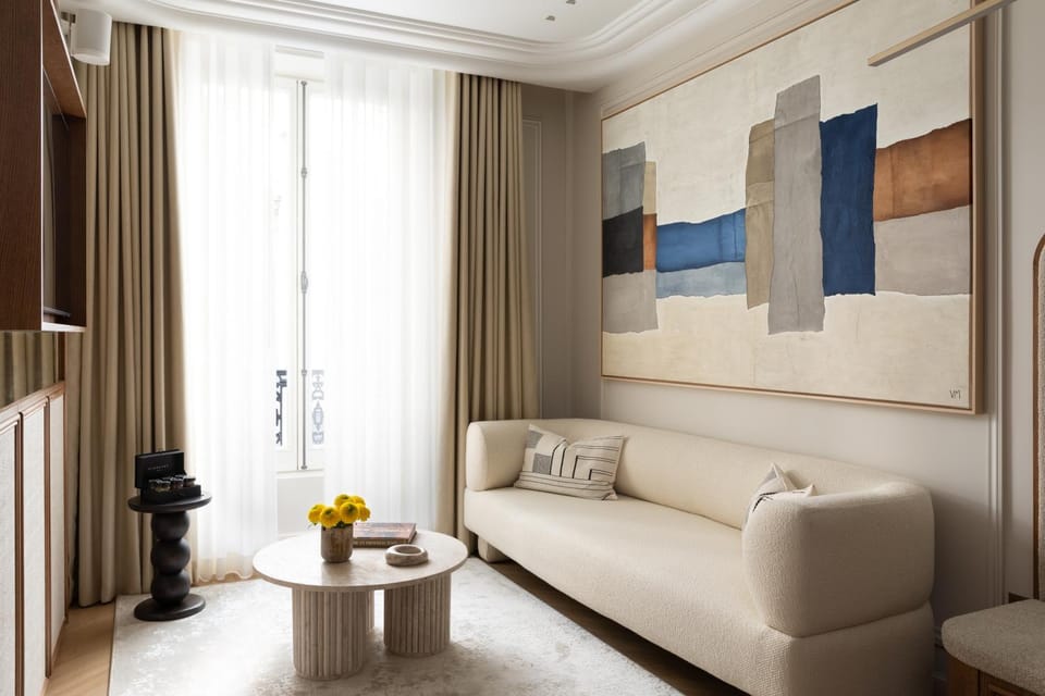 Living room, Seating area