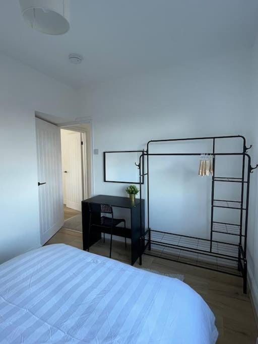 Business facilities, Bedroom, wardrobe