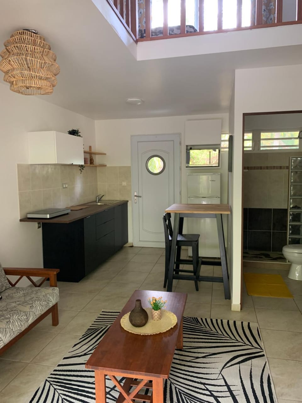 Kitchen or kitchenette, Living room, Dining area